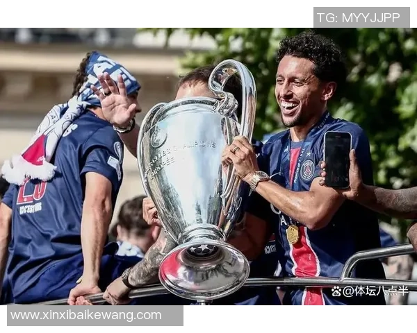 五大联赛教练与球员冲突升级 争执激烈引发各方关注 五大联赛教练与球员冲突升级 争执激烈引发各方关注